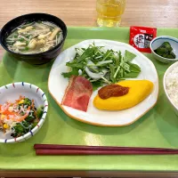 寮の朝ごはん😋|すかラインさん