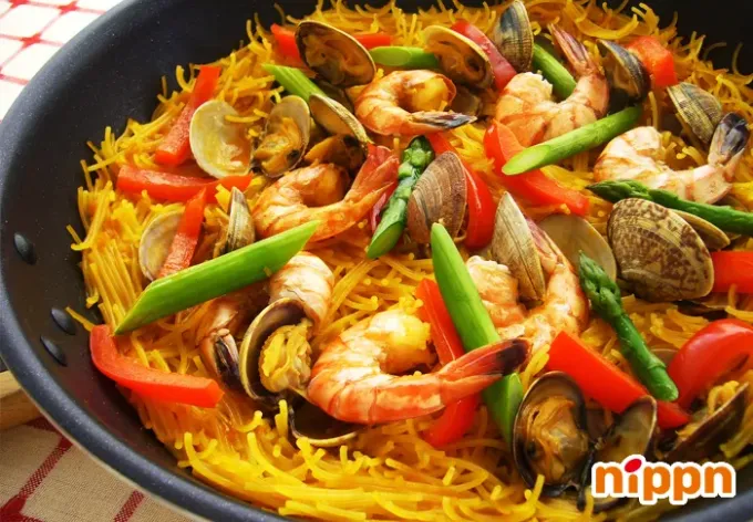パエリアの素で簡単フィデウア|ニップン公式アカウントさん