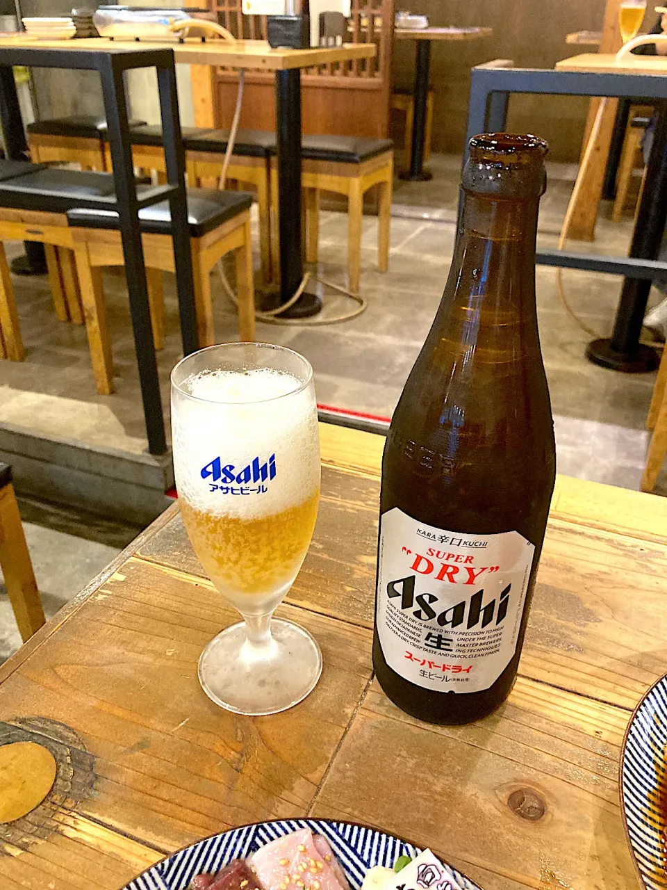 瓶ビール2本目はアサヒスーパードライ（実況中継中）|なびさん