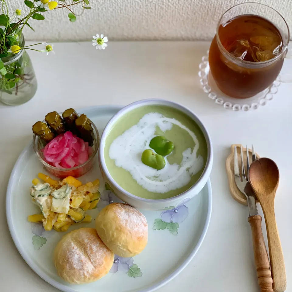 そら豆のポタージュ♡|わことひろさん