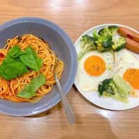 息子と2人ごはん| よっしーさん