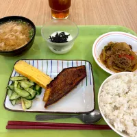 寮の晩ごはん😋|すかラインさん