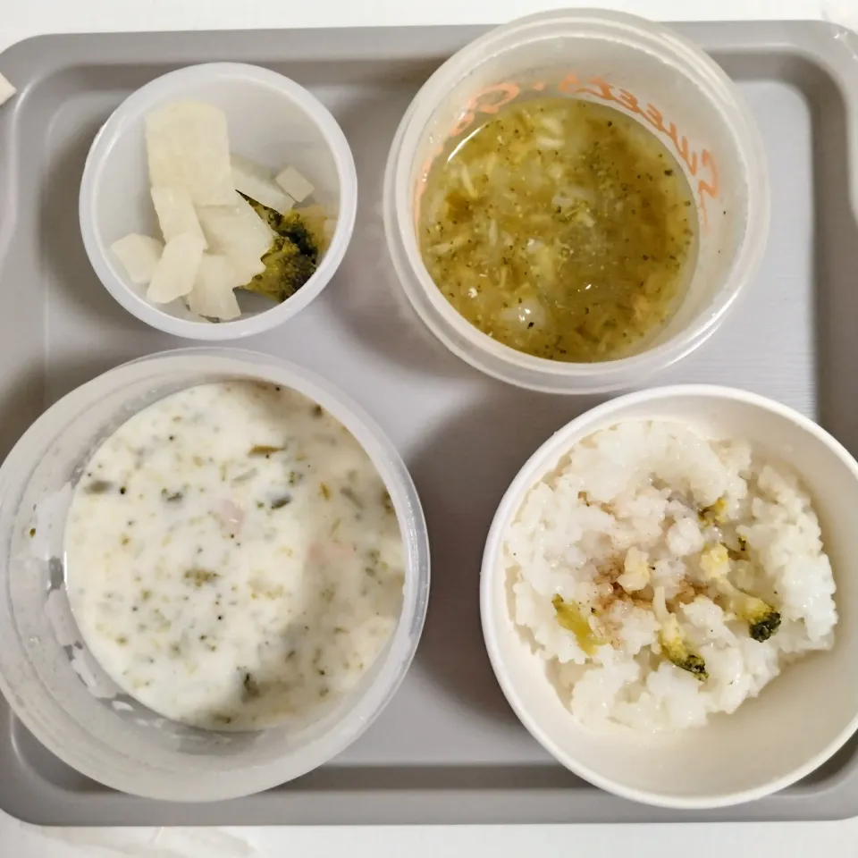 【離乳食後期】☀鮭と野菜のクリーム煮献立|souさん