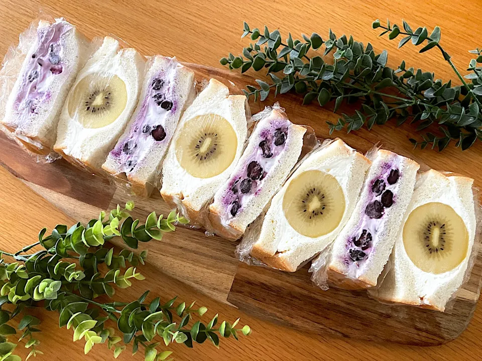 ＊梅雨のサンドイッチ🥪☔️＊６月のフルーツサンド🥝🫐＊|＊抹茶＊さん