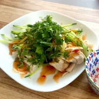 自家製パクチー乗せました。サラダチキンサラダ|renharuruさん