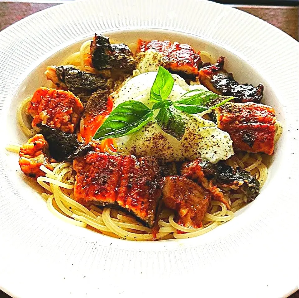 イタリア時代を思い出してウナギのパスタを作りました〜🍝|quita (喜田)さん