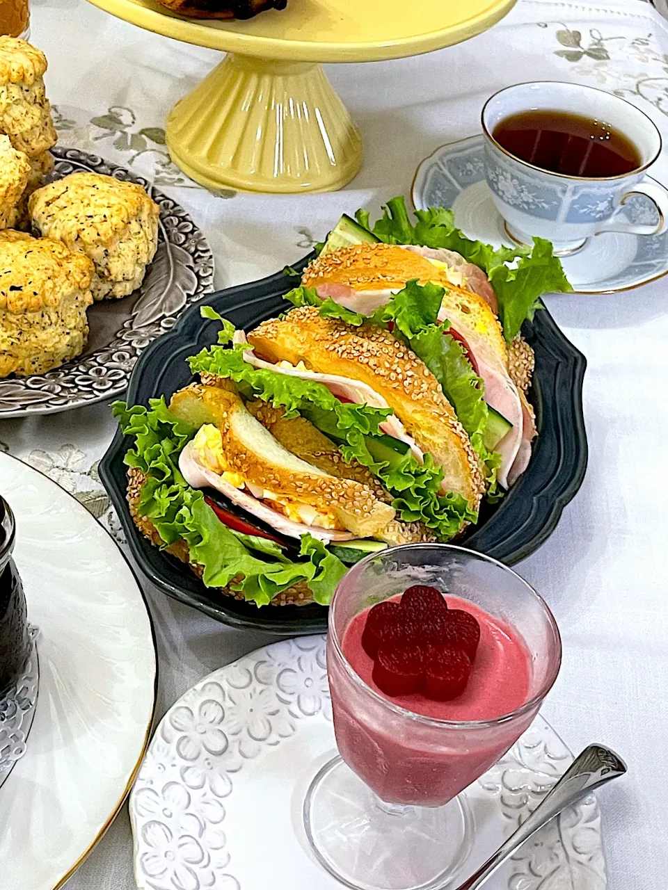 サンドイッチとビーツのムース|シフォンさん