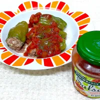 レンジdeピーマンの肉詰め サルサソースがけ