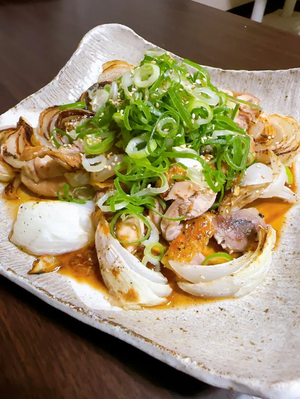 鶏もも肉と玉ねぎのグリルオーブン焼き|chiemiさん