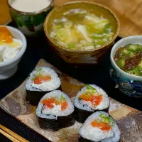 スモークサーモンとクリームチーズのおむすび|くまちゃんさん