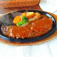 舶来屋のハンバーグ。|s-iさん