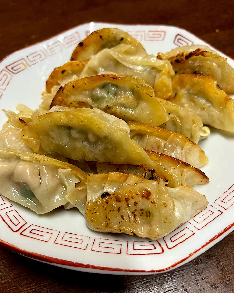 餃子🥟クッキングタレ＊ガーリック🧄ペッパー|henryさん