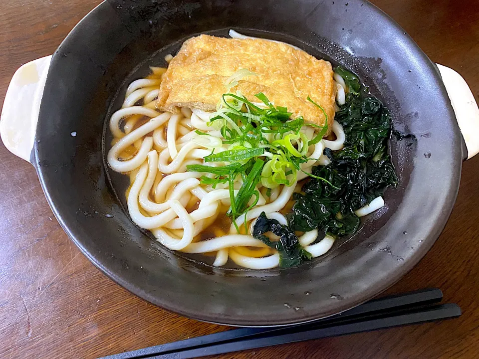 簡単キツネわかめうどん|単身赴任のっちさん