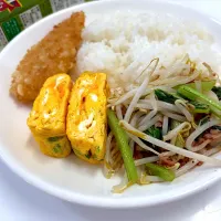 お昼ご飯| パンプキン7さん