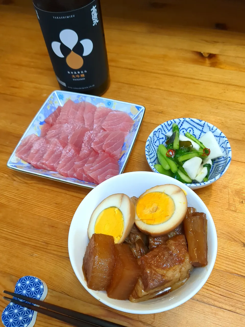 父の日は豚の角煮とお刺身とかぶ漬けで日本酒を🍶|まゆめろさん
