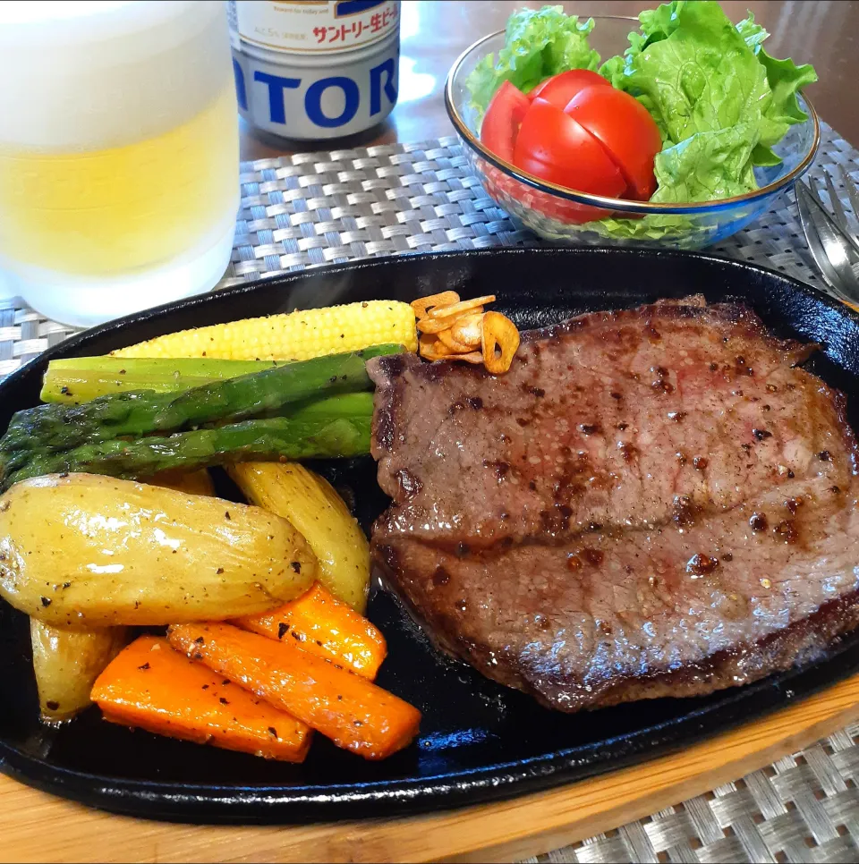 ステーキ🥩|びせんさん