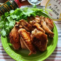 世界の食卓探検隊🇱🇦ラオス🛩️❗ティエオソム(ラオスチリソース)とピンガイ