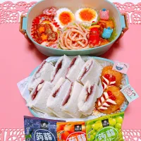 サンドイッチお弁当🍱|miyurumoさん