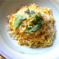 オレンジ色のトマトを使ったトマトソースパスタ|keisukeさん