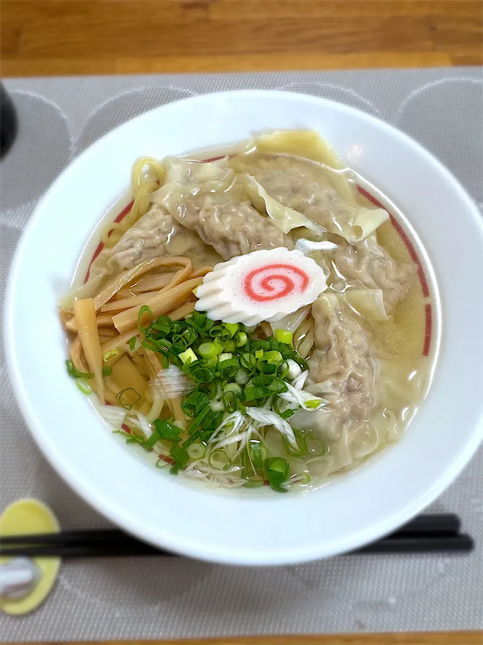 ワンタン塩ラーメン（鮮魚系スープ）|morimi32さん