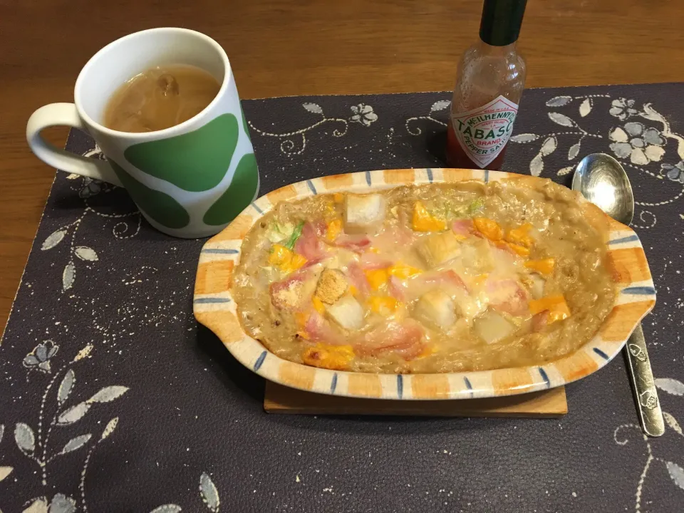 3種チーズのオートミール餅グラタン、アイスコーヒー(朝飯)|enarinさん
