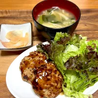ハンバーグ　手作りガリ　お味噌汁|🍮ぷりぷりざえもん🍮さん