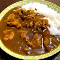 チキンカレー^_^傷むからじゃがいもにんじんは入れない^_^そのかわり玉ねぎはたっぷり^_^|きよっさんさん