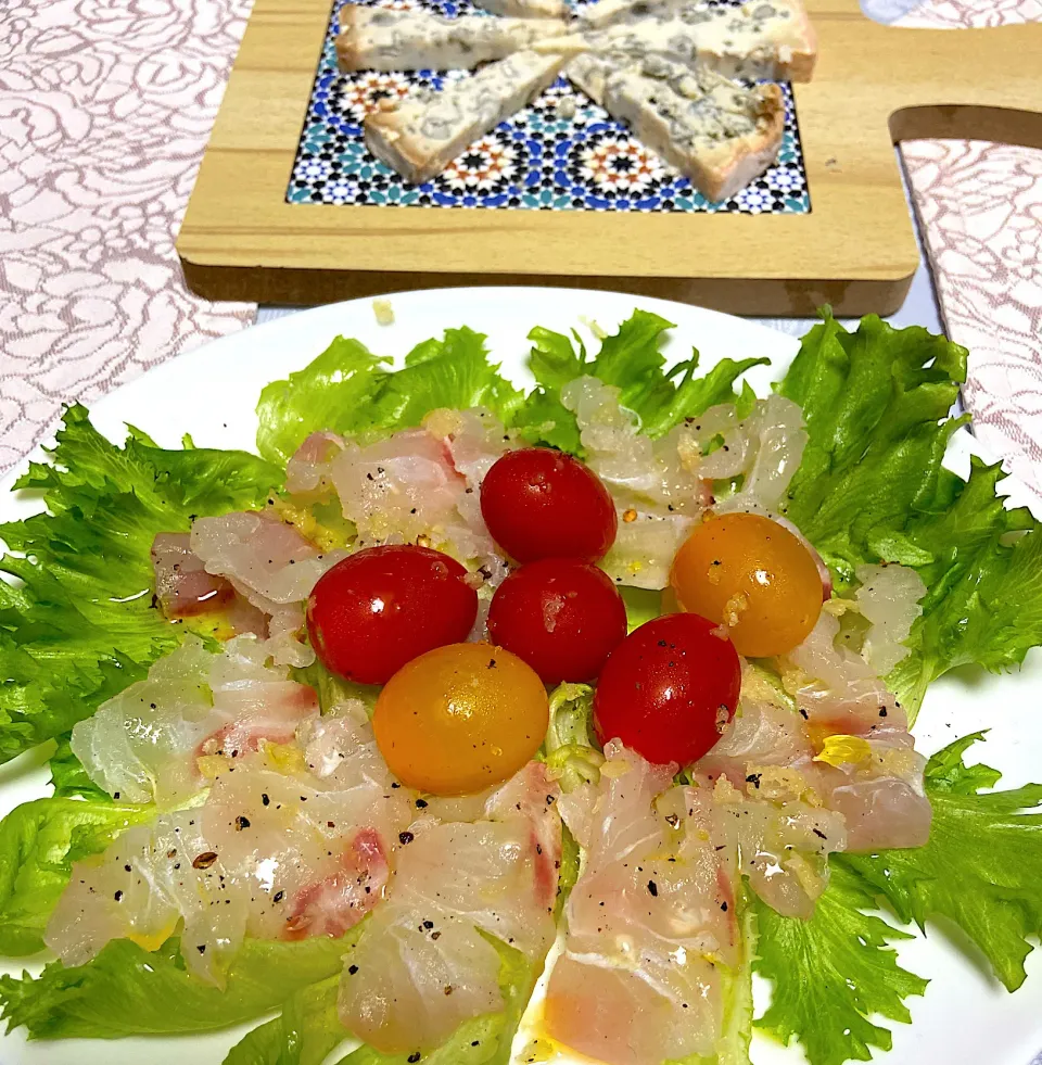 鯛のカルパッチョとブルーチーズ|ネコさん
