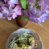 全粒粉食パンにごま油海苔チーズ🧀|さくたえさん