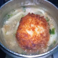 みぞれ仕立てのなめ茸と肉そぼろ入りとろみ付きコロッケうどん|darkbaronさん