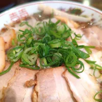 尾道ラーメン(チャーシュー・もやしトッピング)