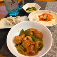 ☆肉団子の酢豚風　☆シュウマイ　☆たたきキュウリ　☆キムチ冷奴|chikakoさん