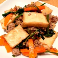 豚ひき肉と厚揚げの甘辛中華炒め|チョコさん