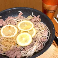 塩レモン🍋焼きそば|たくちゃんせんせーさん