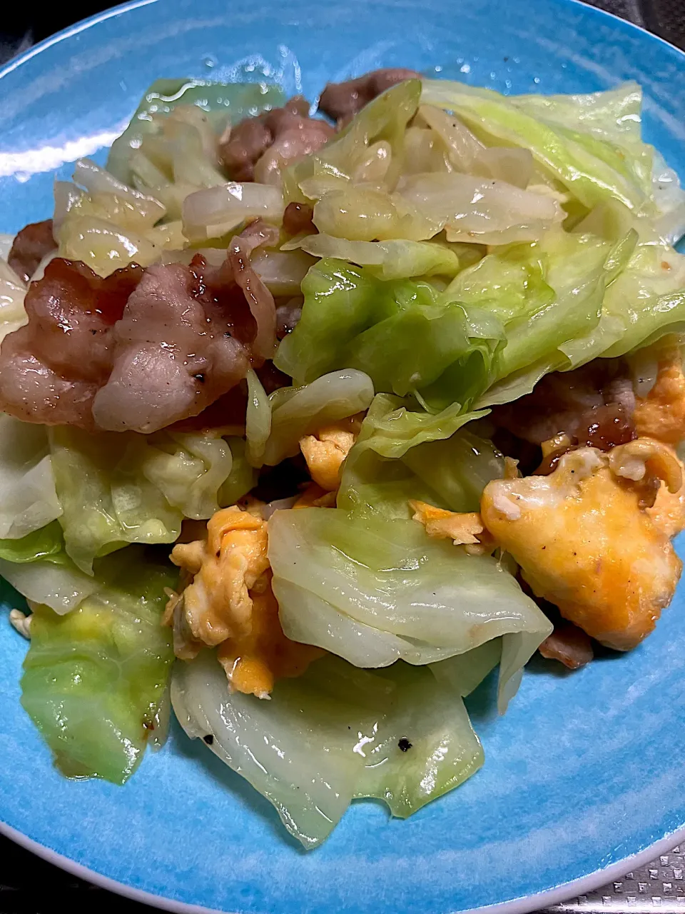 豚肉と卵のキャベツ炒め|🐶たぬとんキッチンさん