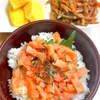 サーモン丼献立|besさん