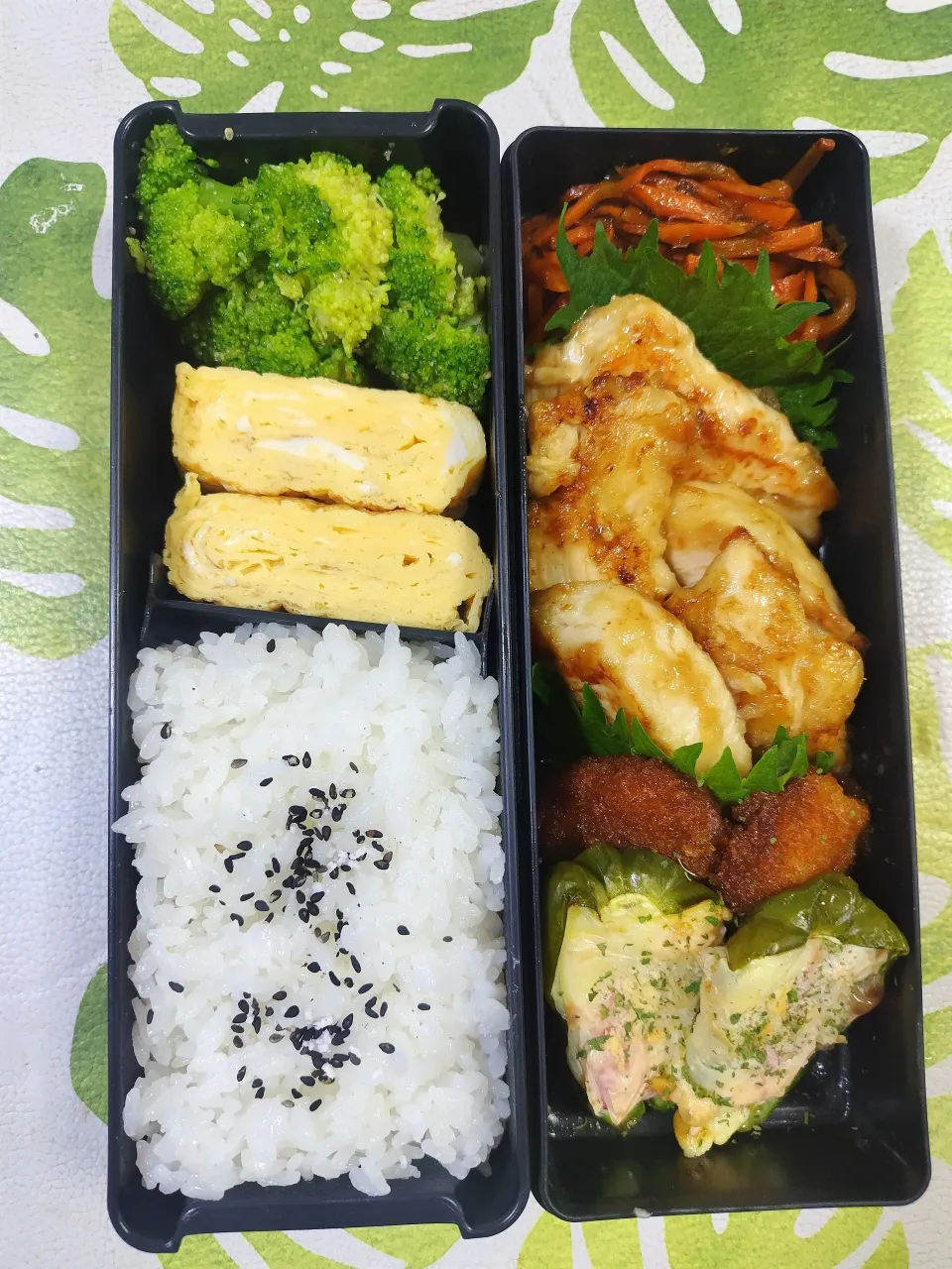 柚子胡椒マヨ焼お弁当です✨|rikako♪。.:＊さん