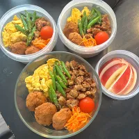 三色丼、おからナゲット、ネクタリン🍑。|hanakoさん