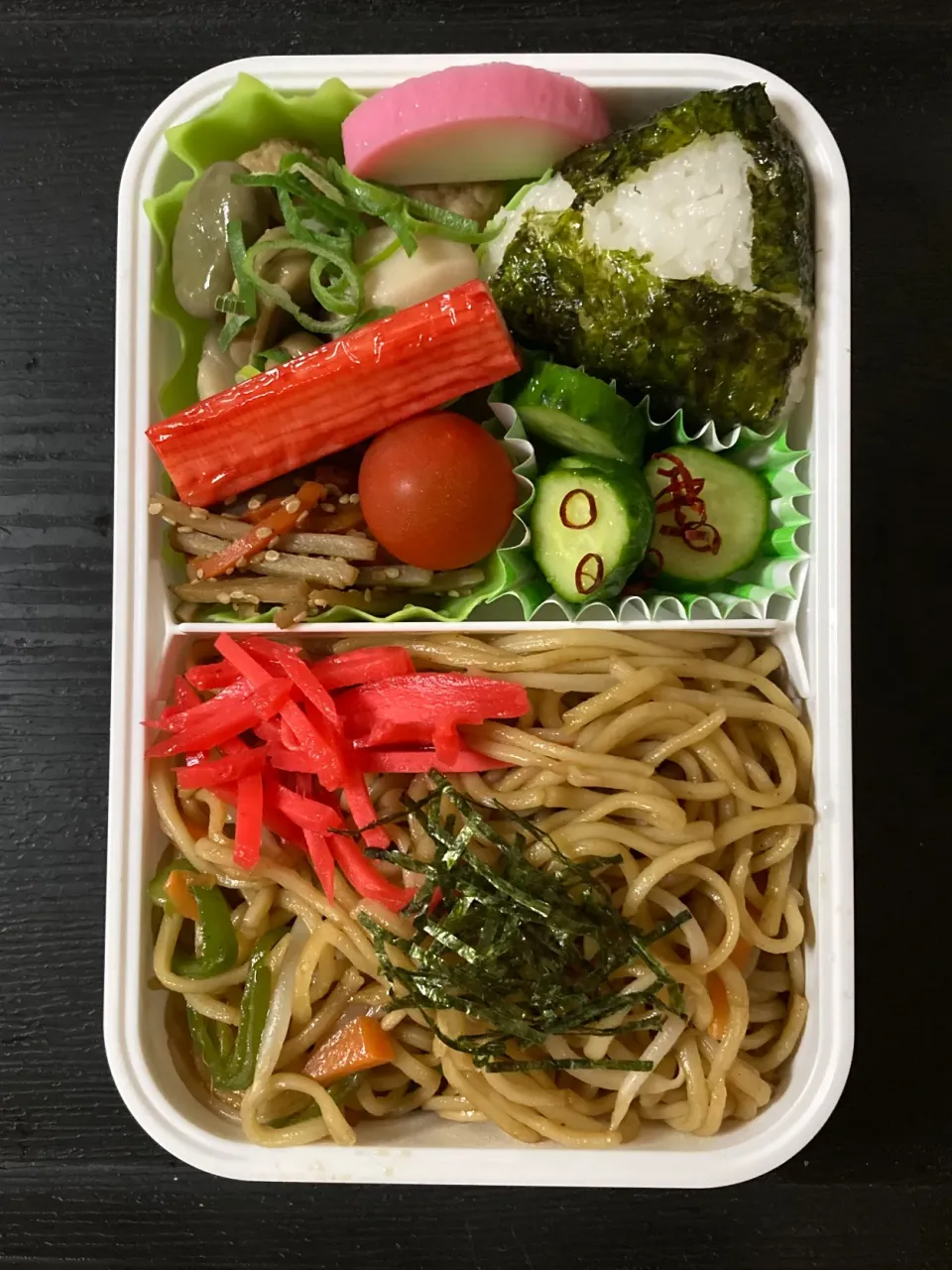 ご飯が足りない日は焼きそば弁当|まちゃさん