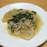 カブとえのきとニラの煮浸し|マシュマロールさん