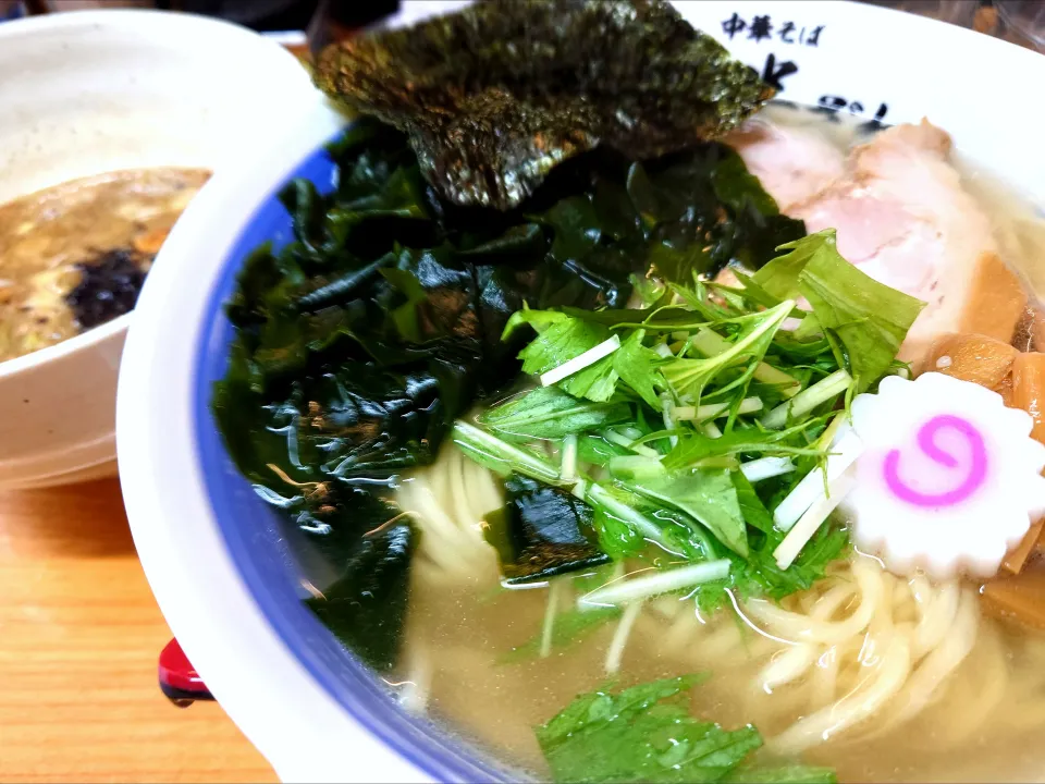 【食べログ TOP 5000】
中華そば 半ざわ 
煮干つけそば醤油 (熱盛、1,100円) 
＋わかめ (がんこ/覆麺智/花木共通
のメンバーカード提示で無料) 
＠西巣鴨2分 
(JR板橋駅から徒歩13分) 
25164
〈醤85塩25噌󠄀15タ6昆8出8F9冷7
混1〉|大脇さん