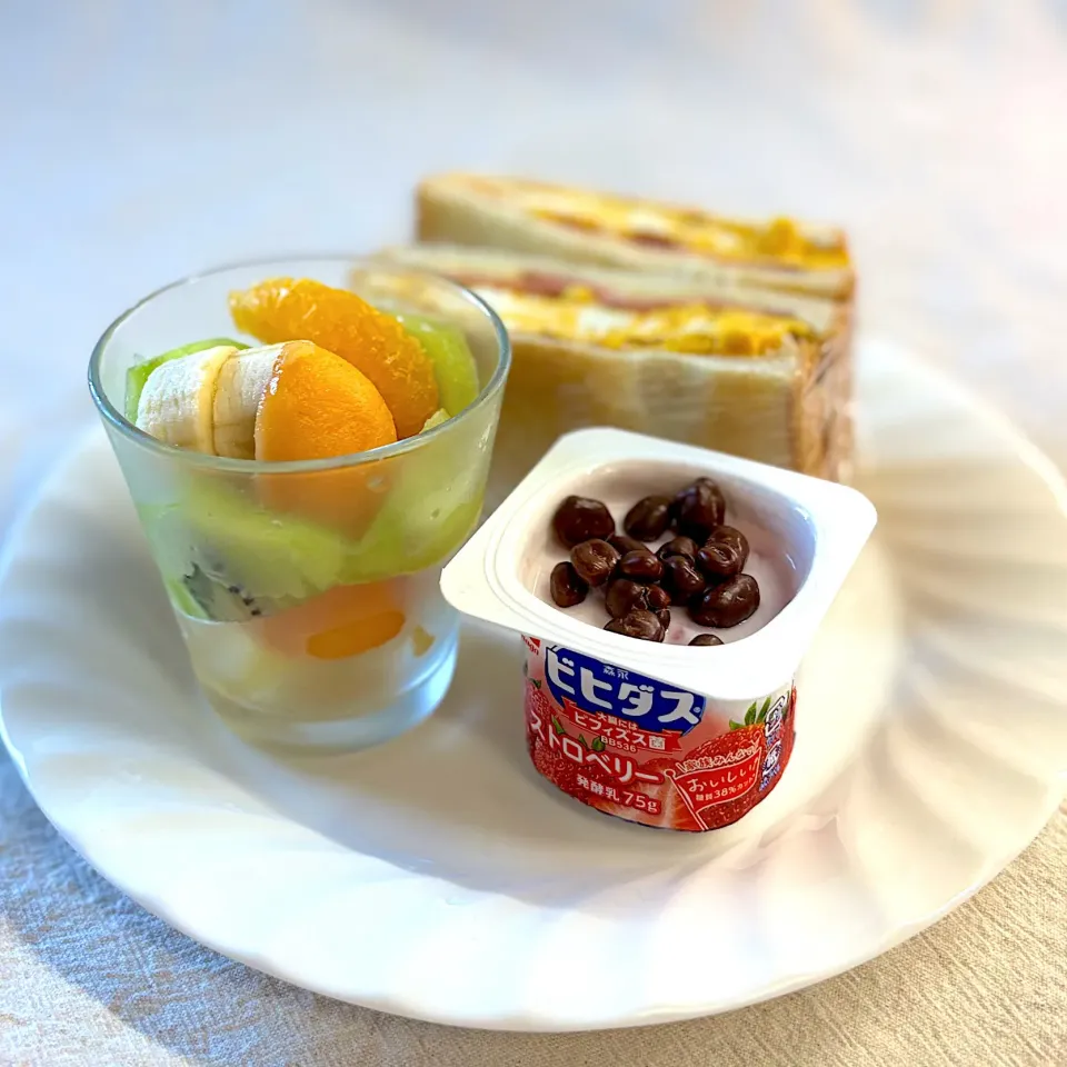 ヨーグルトに麦チョコ|かっちゃん杉さん