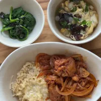 鶏ももと牛蒡の韓国唐辛子炒め　キクラゲスープ　ほうれん草のナムル|チイホ✨さん