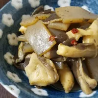 あわび茸とこんにゃくのきんぴら|ぱんだのままんさん