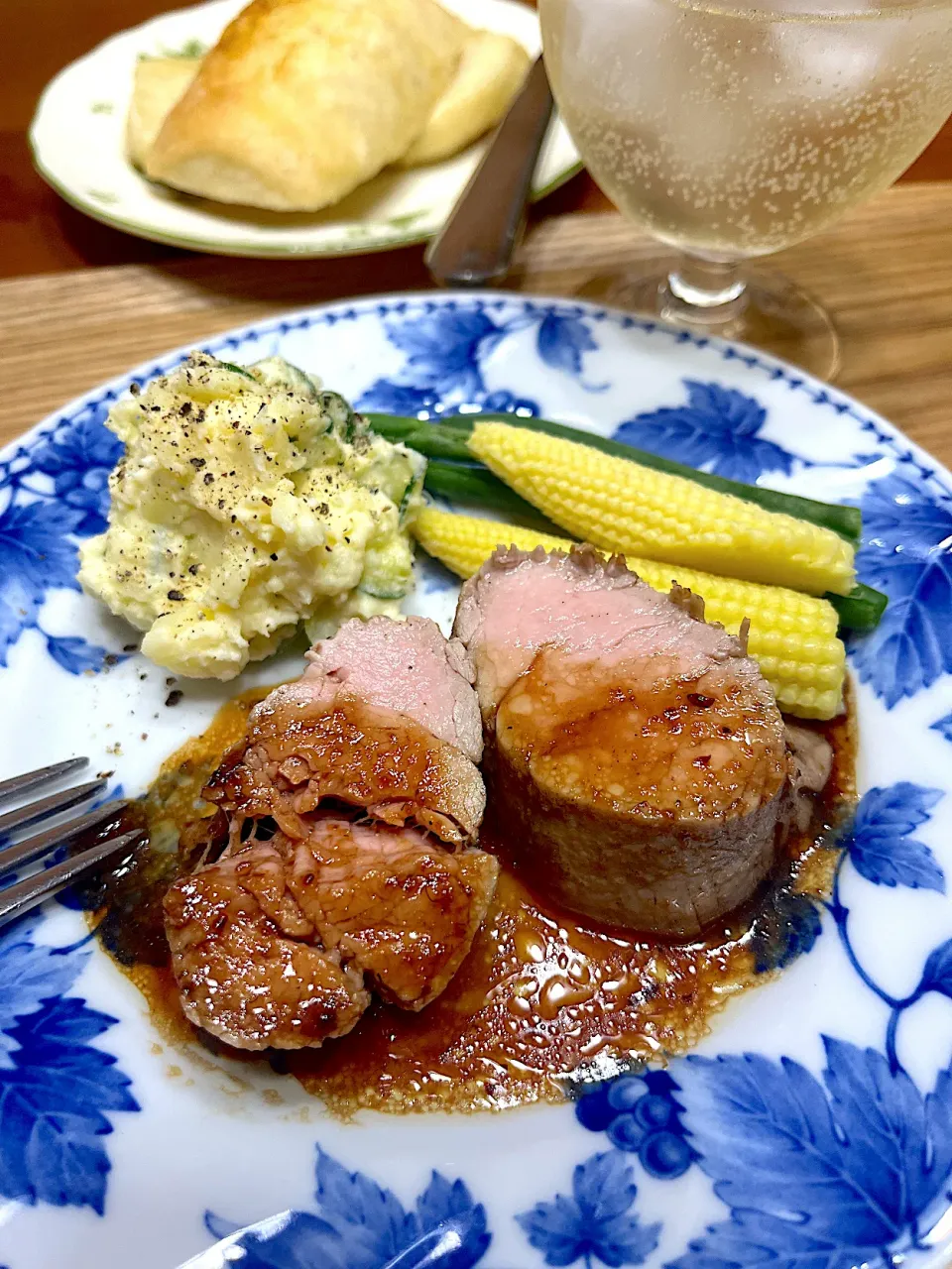 シローさんの料理 豚ヘレコンフィ “一食分の袋コンフィ レシピ”|chieko ♪さん