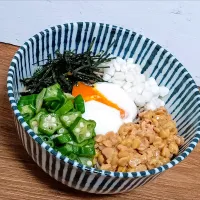 【自作🎯】夏のネバトロと温玉そば