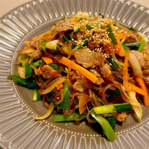 「緑豆両切春雨」を使ってみたSnapdishの料理・レシピ写真:チャプチェ