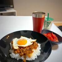 娘作！ドライカレー🍛|おかちさん