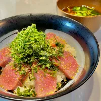 クロマグロで鉄火丼
