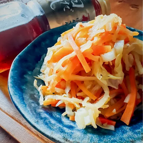 「白だしゴールド」を使ってみたSnapdishの料理・レシピ写真:切り干し大根とキャベツの梅白だし煮